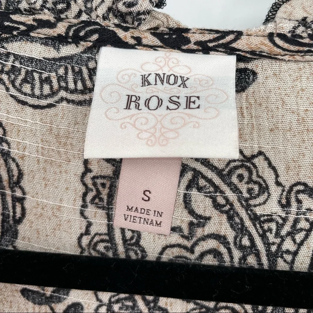 Knox Rose Beige & Black Paisley Print Boho Blouse - Picture 14 of 15